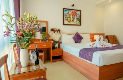 Deluxe Double Room — Aloha Hotel